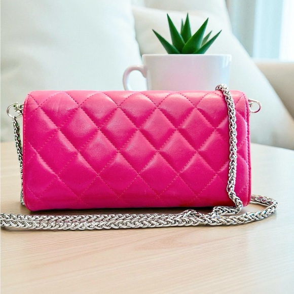 Chanel CC Flap Quilted Wallet - Picture 11 of 11